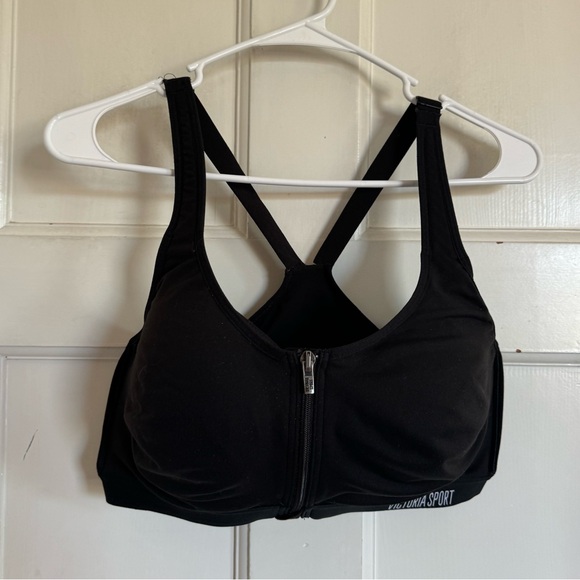 Victoria’s Secret black knockout front close sports bra size 38DD - Picture 1 of 6